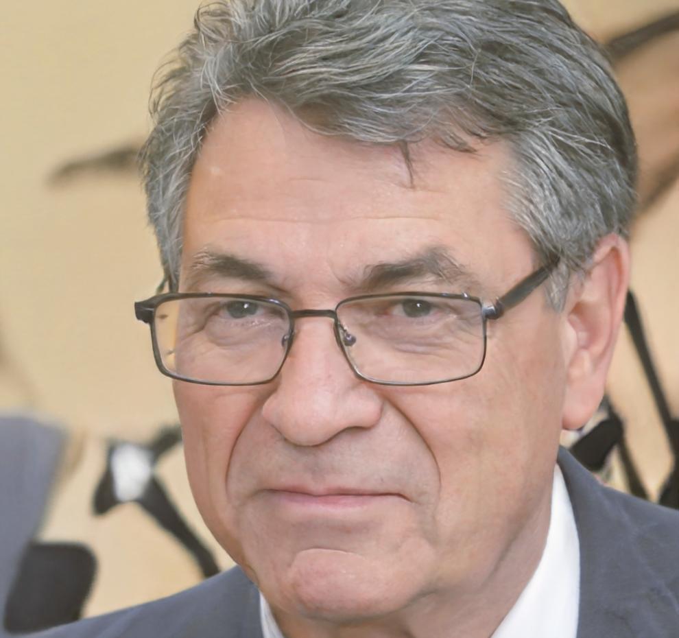 Retrato profesional de Andrés Vidal